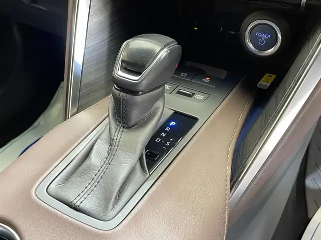 トヨタ ハリアー ハイブリッド Z 岩手県 2021(令3)年 4.9万km ブラック ワンオーナー/４WD/モデリスタエアロ/JBLプレミアムサウンドシステム/寒冷地仕様/ヘッドアップディスプレイ/ハンズフリーパワーバックドア/置くだけ充電/パノラミックビューモニター/12.3インチナビゲーション/デジタルインナーミラー/フルセグTV/トヨタセーフティセンス/プリクラッシュセーフティ/レーダークルーズコントロール/レーントレーシングアシスト/オートマチックハイビーム/ロードサインアシスト/BSM・RCTA/クリアランスソナー/パーキングサポートブレーキ/運転席パワーシート/AC100V1500Wアクセサリーコンセント(ラゲッジルーム内)/ETC2.0/LEDヘッドランプ/純正１９インチアルミホイール