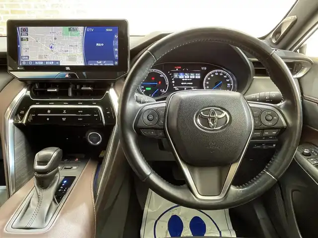 トヨタ ハリアー ハイブリッド Z 岩手県 2021(令3)年 4.9万km ブラック ワンオーナー/４WD/モデリスタエアロ/JBLプレミアムサウンドシステム/寒冷地仕様/ヘッドアップディスプレイ/ハンズフリーパワーバックドア/置くだけ充電/パノラミックビューモニター/12.3インチナビゲーション/デジタルインナーミラー/フルセグTV/トヨタセーフティセンス/プリクラッシュセーフティ/レーダークルーズコントロール/レーントレーシングアシスト/オートマチックハイビーム/ロードサインアシスト/BSM・RCTA/クリアランスソナー/パーキングサポートブレーキ/運転席パワーシート/AC100V1500Wアクセサリーコンセント(ラゲッジルーム内)/ETC2.0/LEDヘッドランプ/純正１９インチアルミホイール