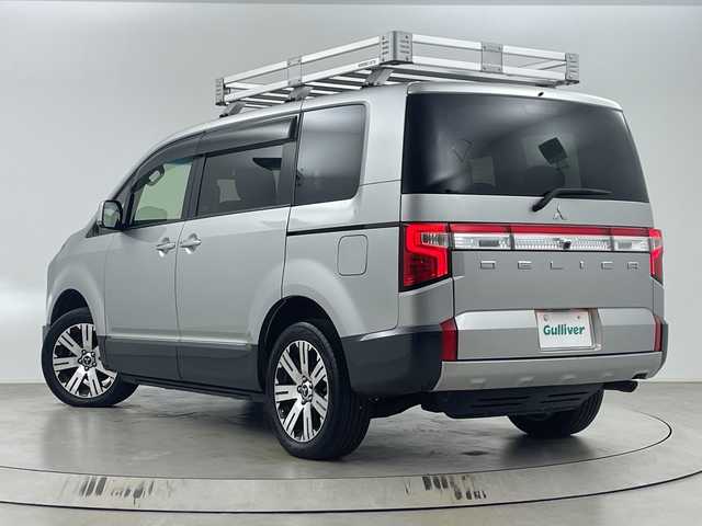 三菱 デリカＤ：５ P 埼玉県 2022(令4)年 6.8万km シルバーⅡ 純正SDナビ/　（FM/AM/CD/DVD/HDMI/AUX/BT）/アラウンドビューモニター/フルセグテレビ/衝突被害軽減ブレーキ/レーダークルーズコントロール/純正LEDヘッドライト/パワーバックドア/パワーシート/シートヒーター/車線逸脱警報機能/両側パワースライドドア/ブラインドスポットモニター/フリップダウンモニター/ステアリングヒーター/ビルトインETC/電動サイドステップ/プッシュスタート/ブレーキホールド