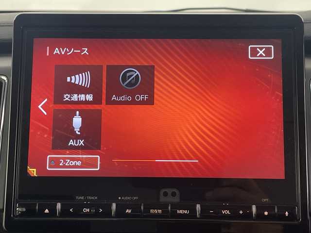 三菱 デリカＤ：５ P 埼玉県 2022(令4)年 6.8万km シルバーⅡ 純正SDナビ/　（FM/AM/CD/DVD/HDMI/AUX/BT）/アラウンドビューモニター/フルセグテレビ/衝突被害軽減ブレーキ/レーダークルーズコントロール/純正LEDヘッドライト/パワーバックドア/パワーシート/シートヒーター/車線逸脱警報機能/両側パワースライドドア/ブラインドスポットモニター/フリップダウンモニター/ステアリングヒーター/ビルトインETC/電動サイドステップ/プッシュスタート/ブレーキホールド