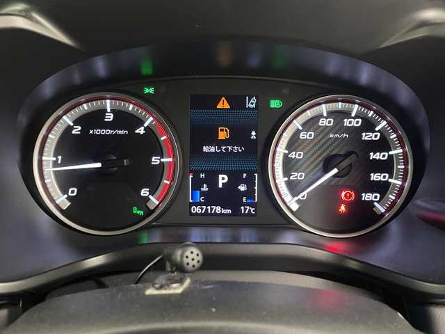 三菱 デリカＤ：５ P 埼玉県 2022(令4)年 6.8万km シルバーⅡ 純正SDナビ/　（FM/AM/CD/DVD/HDMI/AUX/BT）/アラウンドビューモニター/フルセグテレビ/衝突被害軽減ブレーキ/レーダークルーズコントロール/純正LEDヘッドライト/パワーバックドア/パワーシート/シートヒーター/車線逸脱警報機能/両側パワースライドドア/ブラインドスポットモニター/フリップダウンモニター/ステアリングヒーター/ビルトインETC/電動サイドステップ/プッシュスタート/ブレーキホールド