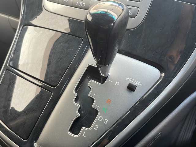 トヨタ アルファード Ｖ AS プレミアム アルカンターラ 兵庫県 2005(平17)年 16.6万km ホワイトパールマイカ 保証書・取説・有/社外SDナビ・フルセグ・BT・CD・DVD・FM・AM/バックカメラ/両側パワースライドドア/車線逸脱防止支援システム/リモコンキー×1/スペアキー×1/純正フロアマット/純正ドアバイザー/柿本マフラー/ダウンサス/社外テール