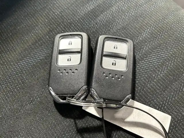 ホンダ シャトル ハイブリッド X ホンダセンシング 大阪府 2020(令2)年 3.8万km クリスタルブラックパール 純正ナビTV バックカメラ ハーフレザー シートヒーター レーダークルコン 衝突軽減ブレーキ レーンアシスト スマートキー プッシュスタート パドルシフト オートライト LEDヘッドライト ETC