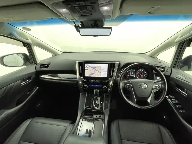 トヨタ アルファード S Cパッケージ 熊本県 2020(令2)年 5.9万km ホワイトパールクリスタルシャイン 禁煙車　/JBLサウンド/サンルーフ/純正ナビ（ＣＤ・ＤＶＤ・フルセグ・ＢＴ）/全周囲カメラ　/純正前方ドライブレコーダー　/ビルトインＥＴＣ２．０　/両側パワースライドドア　/モデリスタエアロフル/トヨタセーフティーセンス/・駐車時支援パーキングサポートシステム/・車線逸脱警報/・プリクラッシュセーフティ/・ブラインドスポットモニター/・リアクロストラフィックアラート/・先行車発進お知らせ機能/・レーダークルーズコントロール/前席シートヒーター/前席エアーシート/ステアリングヒーター/助手席・2列目オットマン/パワーバックドア/デジタルインナーミラー/純正フロアマット/純正１８インチAW/オートライト/オートマチックハイビーム/LEDヘッドライト/フォグランプ/スマートキー/プッシュスタート