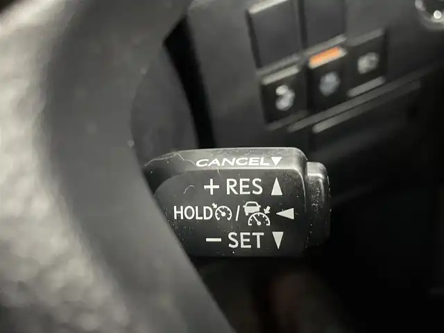 トヨタ アルファード S Cパッケージ 熊本県 2020(令2)年 5.9万km ホワイトパールクリスタルシャイン 禁煙車　/JBLサウンド/サンルーフ/純正ナビ（ＣＤ・ＤＶＤ・フルセグ・ＢＴ）/全周囲カメラ　/純正前方ドライブレコーダー　/ビルトインＥＴＣ２．０　/両側パワースライドドア　/モデリスタエアロフル/トヨタセーフティーセンス/・駐車時支援パーキングサポートシステム/・車線逸脱警報/・プリクラッシュセーフティ/・ブラインドスポットモニター/・リアクロストラフィックアラート/・先行車発進お知らせ機能/・レーダークルーズコントロール/前席シートヒーター/前席エアーシート/ステアリングヒーター/助手席・2列目オットマン/パワーバックドア/デジタルインナーミラー/純正フロアマット/純正１８インチAW/オートライト/オートマチックハイビーム/LEDヘッドライト/フォグランプ/スマートキー/プッシュスタート