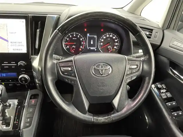 トヨタ アルファード S Cパッケージ 熊本県 2020(令2)年 5.9万km ホワイトパールクリスタルシャイン 禁煙車　/JBLサウンド/サンルーフ/純正ナビ（ＣＤ・ＤＶＤ・フルセグ・ＢＴ）/全周囲カメラ　/純正前方ドライブレコーダー　/ビルトインＥＴＣ２．０　/両側パワースライドドア　/モデリスタエアロフル/トヨタセーフティーセンス/・駐車時支援パーキングサポートシステム/・車線逸脱警報/・プリクラッシュセーフティ/・ブラインドスポットモニター/・リアクロストラフィックアラート/・先行車発進お知らせ機能/・レーダークルーズコントロール/前席シートヒーター/前席エアーシート/ステアリングヒーター/助手席・2列目オットマン/パワーバックドア/デジタルインナーミラー/純正フロアマット/純正１８インチAW/オートライト/オートマチックハイビーム/LEDヘッドライト/フォグランプ/スマートキー/プッシュスタート