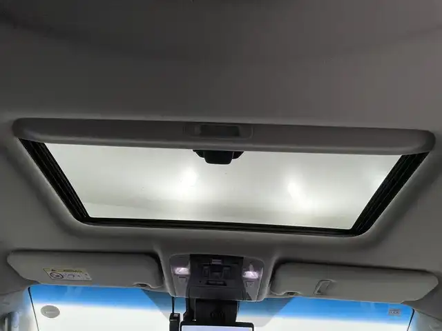 トヨタ アルファード S Cパッケージ 熊本県 2020(令2)年 5.9万km ホワイトパールクリスタルシャイン 禁煙車　/JBLサウンド/サンルーフ/純正ナビ（ＣＤ・ＤＶＤ・フルセグ・ＢＴ）/全周囲カメラ　/純正前方ドライブレコーダー　/ビルトインＥＴＣ２．０　/両側パワースライドドア　/モデリスタエアロフル/トヨタセーフティーセンス/・駐車時支援パーキングサポートシステム/・車線逸脱警報/・プリクラッシュセーフティ/・ブラインドスポットモニター/・リアクロストラフィックアラート/・先行車発進お知らせ機能/・レーダークルーズコントロール/前席シートヒーター/前席エアーシート/ステアリングヒーター/助手席・2列目オットマン/パワーバックドア/デジタルインナーミラー/純正フロアマット/純正１８インチAW/オートライト/オートマチックハイビーム/LEDヘッドライト/フォグランプ/スマートキー/プッシュスタート