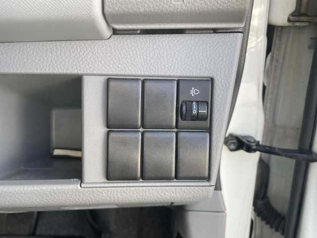 スズキ ワゴンＲ FX－LTD 埼玉県 2010(平22)年 8.4万km パールホワイト 社外７インチメモリナビ＆フルセグＴＶ/（ＣＤ＆ＤＶＤ＆ＢＴ）/社外ＥＴＣ/ミラー型ドライブレコーダー/ＨＩＤヘッドライト/純正１４inアルミホイール/純正エアロ/スマートキー/プッシュスタート/ヘッドライトレベライザー/Ｗエアバック/ＡＢＳ/横滑り防止装置/盗難防止装置/ドアバイザー/フロアマット/新車保証書/取扱説明書/スマートスペアキー有