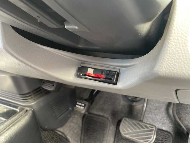 スズキ ワゴンＲ FX－LTD 埼玉県 2010(平22)年 8.4万km パールホワイト 社外７インチメモリナビ＆フルセグＴＶ/（ＣＤ＆ＤＶＤ＆ＢＴ）/社外ＥＴＣ/ミラー型ドライブレコーダー/ＨＩＤヘッドライト/純正１４inアルミホイール/純正エアロ/スマートキー/プッシュスタート/ヘッドライトレベライザー/Ｗエアバック/ＡＢＳ/横滑り防止装置/盗難防止装置/ドアバイザー/フロアマット/新車保証書/取扱説明書/スマートスペアキー有