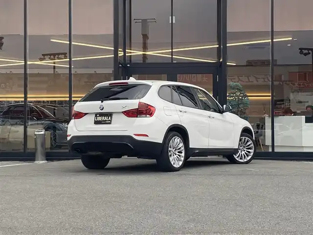 中古部品 BMW X1 VL18 ﾊﾞｯｸﾄﾞｱ 春新作の - パーツ