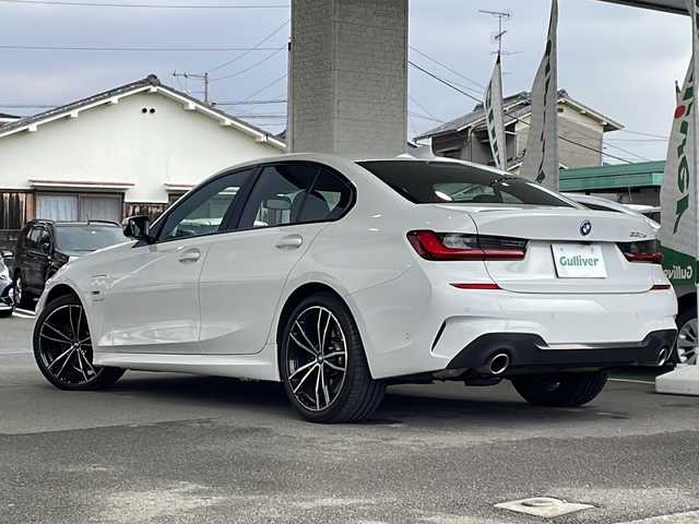 ＢＭＷ ３３０ｅ