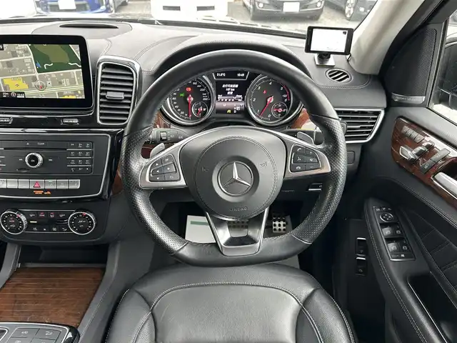 メルセデス・ベンツ ＧＬＳ３５０ｄ 4マチックスポーツ 埼玉県 2017(平29)年 4.6万km オブシディアンブラック Wサンルーフ/黒革シート/シートヒーター/純正ナビTV/ハーマンカードンサウンド/360度カメラ/ETC2.0/パワーバックドア/クリアランスソナー/LEDヘッドライト/純正21インチAW/戦後360度ドラレコ/アクティブクルーズコントロール/操舵支援付レーンアシスト/衝突軽減ブレーキ/プッシュスタート/スマートキー/スペアキー/業者施工内外装仕上げ済み/保証書付整備手帳/取扱説明書