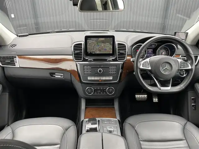 メルセデス・ベンツ ＧＬＳ３５０ｄ 4マチックスポーツ 福島県 2017(平29)年 4.6万km オブシディアンブラック パナメリカーナグリル（純正グリル積込）/パノラマサンルーフ/Harman Kardonサウンド/レーダーセーフティパッケージ/・レーンキーピングアシスト/・ブラインドスポットモニター/・ディストロニックプラス/黒ナッパレザーシート/メモリ付パワーシート/全席シートヒーター/温冷カップホルダー/純正HDDナビ/360°カメラ/CarPlay/フルセグTV/純正21インチAW/パワーバックドア/アンビエントライト/パドルシフト/エアサス/サイドバイザー/前後ドラレコ/取扱説明書/保証書/スペアキー