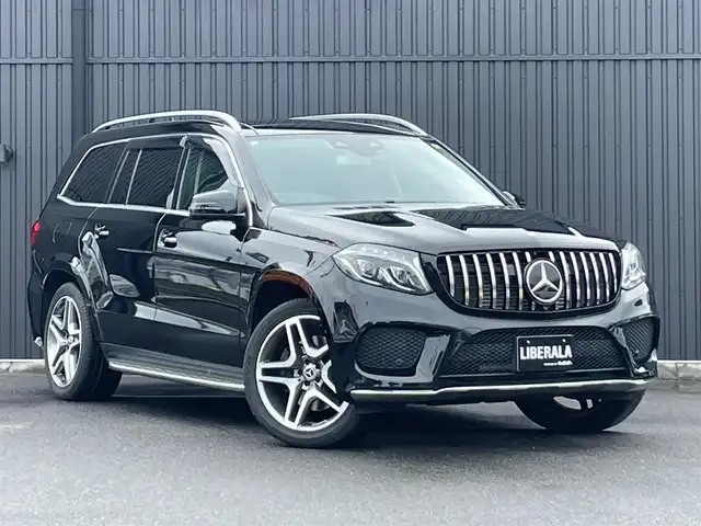 メルセデス・ベンツ ＧＬＳ３５０ｄ 4マチックスポーツ 福島県 2017(平29)年 4.6万km オブシディアンブラック パナメリカーナグリル（純正グリル積込）/パノラマサンルーフ/Harman Kardonサウンド/レーダーセーフティパッケージ/・レーンキーピングアシスト/・ブラインドスポットモニター/・ディストロニックプラス/黒ナッパレザーシート/メモリ付パワーシート/全席シートヒーター/温冷カップホルダー/純正HDDナビ/360°カメラ/CarPlay/フルセグTV/純正21インチAW/パワーバックドア/アンビエントライト/パドルシフト/エアサス/サイドバイザー/前後ドラレコ/取扱説明書/保証書/スペアキー