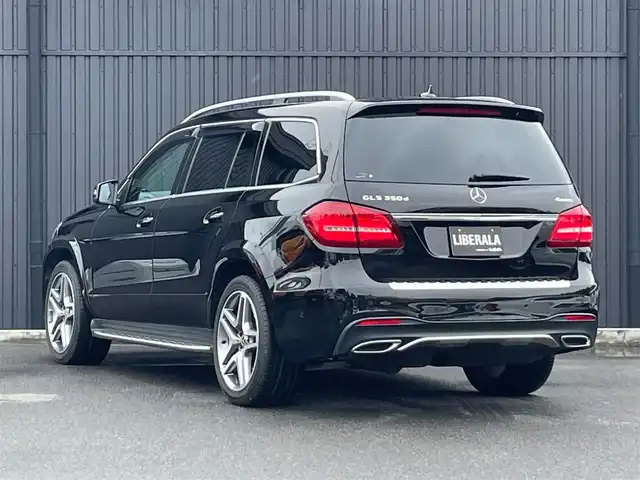 メルセデス・ベンツ ＧＬＳ３５０ｄ 4マチックスポーツ 福島県 2017(平29)年 4.6万km オブシディアンブラック パナメリカーナグリル（純正グリル積込）/パノラマサンルーフ/Harman Kardonサウンド/レーダーセーフティパッケージ/・レーンキーピングアシスト/・ブラインドスポットモニター/・ディストロニックプラス/黒ナッパレザーシート/メモリ付パワーシート/全席シートヒーター/温冷カップホルダー/純正HDDナビ/360°カメラ/CarPlay/フルセグTV/純正21インチAW/パワーバックドア/アンビエントライト/パドルシフト/エアサス/サイドバイザー/前後ドラレコ/取扱説明書/保証書/スペアキー