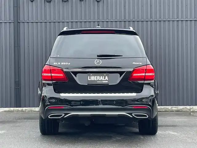 メルセデス・ベンツ ＧＬＳ３５０ｄ 4マチックスポーツ 福島県 2017(平29)年 4.6万km オブシディアンブラック パナメリカーナグリル（純正グリル積込）/パノラマサンルーフ/Harman Kardonサウンド/レーダーセーフティパッケージ/・レーンキーピングアシスト/・ブラインドスポットモニター/・ディストロニックプラス/黒ナッパレザーシート/メモリ付パワーシート/全席シートヒーター/温冷カップホルダー/純正HDDナビ/360°カメラ/CarPlay/フルセグTV/純正21インチAW/パワーバックドア/アンビエントライト/パドルシフト/エアサス/サイドバイザー/前後ドラレコ/取扱説明書/保証書/スペアキー