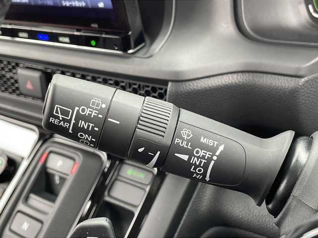 ホンダ ステップワゴン スパーダ eHEV プレミアムライン 山口県 2022(令4)年 5万km プラチナホワイトパール 純正9インチSDナビ/Bluetooth接続オーディオ/DVD再生/フルセグテレビ/バックカメラ/全方位カメラ/両側パワースライドドア/ウォークスルー/全席シートヒーター/ETC/ドラレコ/スマートキー/プッシュスタート/ホンダセンシング/衝突軽減ブレーキ/追従有クルーズコントロール/歩行者事故低減ステアリング/トラフィックジャムアシスト/カーテンエアバック