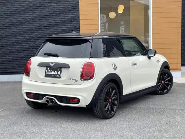 ＭＩＮＩ ミニ クーパーSD 栃木県 2020(令2)年 1.6万km 白 ワンオーナー /インテリジェントセーフティ/コンフォートアクセス/ナビ /バックカメラ/ACC/ミラーETC/LEDヘッドライト/オートライト/パークディスタンスコントロール