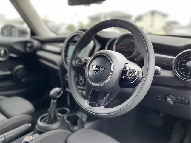 ＭＩＮＩ ミニ クーパーSD 栃木県 2020(令2)年 1.6万km 白 ワンオーナー /インテリジェントセーフティ/コンフォートアクセス/ナビ /バックカメラ/ACC/ミラーETC/LEDヘッドライト/オートライト/パークディスタンスコントロール