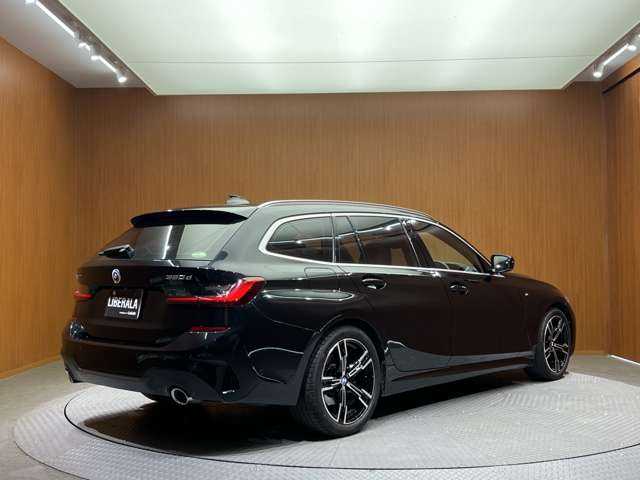 ＢＭＷ ３２０ｄ xDrive ツーリング Mスポーツ 千葉県 2020(令2)年 3.5万km サファイアブラックP 茶革　/ハイラインＰＫＧ　/ＡＣＣ　/ナビ　/Ｂｌｕｅｔｏｏｔｈ接続　/３６０°シートヒーター　/電動リアゲート　/パーキングアシスト　/オートハイビーム　/衝突軽減Ｂ　/ＢＳＭ　/ＬＫＡ　/ＥＴＣ　/ドラレコ　/禁煙車