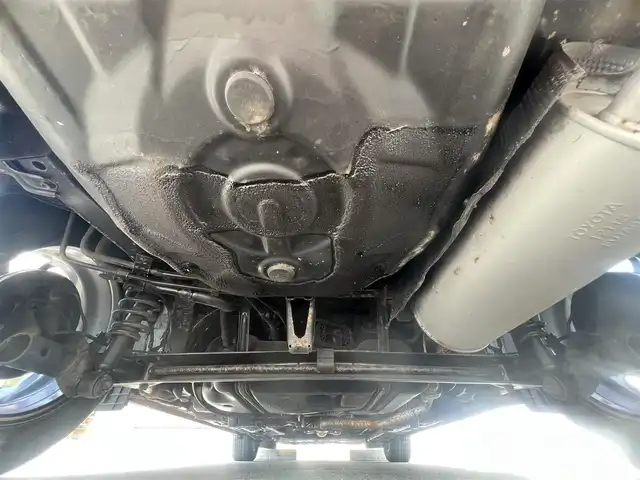 トヨタ プリウス EX 秋田県 2010(平22)年 2.4万km シルバーM 純正ナビ/バックカメラ/社外アルミ/スマートキー/プッシュスタート/ドライブレコーダー/ステアリングスイッチ/純正フロアマット/純正ドアバイザー/オートライト/オートエアコン/パワーステアリング/パワーウィンドウ/レベライザー/横滑り防止/電動格納ミラー/保証書/取扱説明書/記録簿
