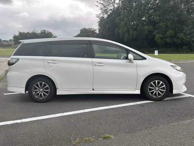 トヨタ ウィッシュ 1．8S 福島県 2014(平26)年 9.7万km ホワイトパールクリスタルシャイン 社外ナビ/BT、ワンセグTV、MSV、/ETC/リモコンキー/オートライト/ドアバイザー/純正AW