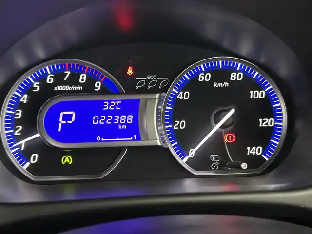 日産 デイズ ハイウェイスターX 香川県 2017(平29)年 2.3万km ブラック 登録時走行距離：22388km/プッシュスタート/純正ナビ/アラウンドビューモニター/バックカメラ/エマージェンシーブレーキ/スマートキー/純正フロアマット/フルセグテレビ/ドアロック連動式オートロトラクタブルサイドミラー/電動格納ウィンカーミラー/ISOFIX