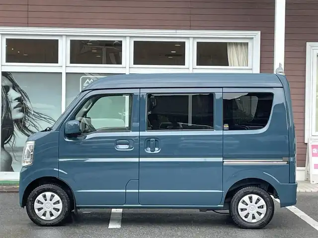 スズキ エブリイ JOINターボ 栃木県 2024(令6)年 0.1万km デニムブルーメタリック 【電子制御式4WD】/SUZUKIセーフティサポート/純正7インチディスプレイオーディオ/Bluetooth接続/バックカメラ/両側パワースライド/運転席シートヒーター/リヤヒーター/LEDヘッドライプ/ヘッドライトレベライザー/オートライト/ハイビームアシスト/USB電源ソケット(TypeA/TypeC)/キーレスプッシュスタート/LEDルームランプ/オートエアコン