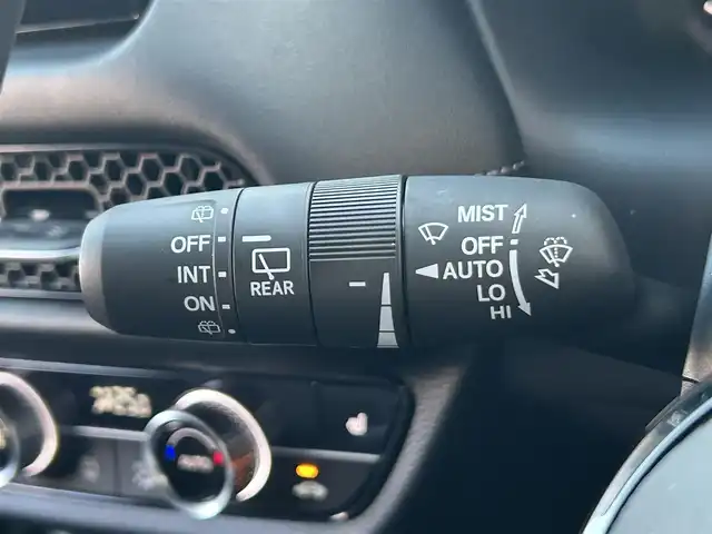 ホンダ ＺＲ－Ｖ ハイブリッド e:HEV Z ブラックスタイル 茨城県 2024(令6)年 0.6万km スーパープラチナグレーメタリック 本革シート/前席シートヒーター/前席パワーシート/純正インターナビ・フルセグTV/バックカメラ/BOSEサラウンドシステム/パワーバックドア/ホンダセンシング/　衝突軽減ブレーキ/　後方誤発進抑制機能/　歩行者事故低減ステアリング/　渋滞追従機能付アダプティブクルーズコントロール/　車線維持支援システム/　先行車発進お知らせ機能/　標識認識機能/　ブラインドスポットインフォメーション/　誤発進抑制機能/　近距離衝突軽減ブレーキ/　路外逸脱抑制機能/　トラフィックジャムアシスト/　パーキングセンサーシステム/純正１８インチアルミホイール/ワイヤレス充電器/パドルシフト/ステアリングヒーター/LEDヘッドライト/プッシュスタート/ビルトインETC2.0