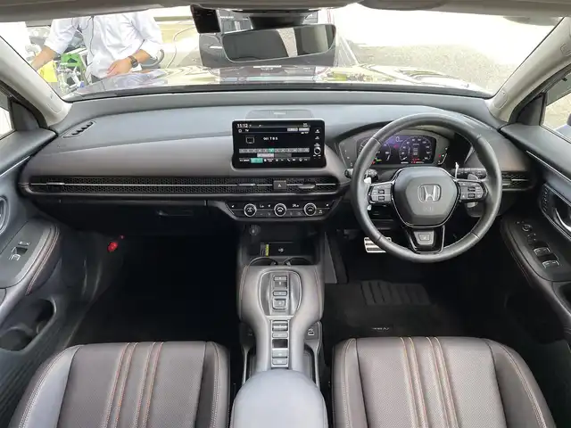 ホンダ ＺＲ－Ｖ ハイブリッド e:HEV Z 東京都 2022(令4)年 1万km ワイン 純正ナビ　/前後ドラレコ　/全周囲カメラ　/ＥＴＣ２．０　/純正マット　/シートヒーター　/パワーシート　/電動リアゲート　/ＯＰＴフォグ　/純正ヘッドライト　/追従型クルコン　/全周囲カメラ/衝突軽減ブレーキ/横滑り防止装置/レーンアシスト/盗難防止装置