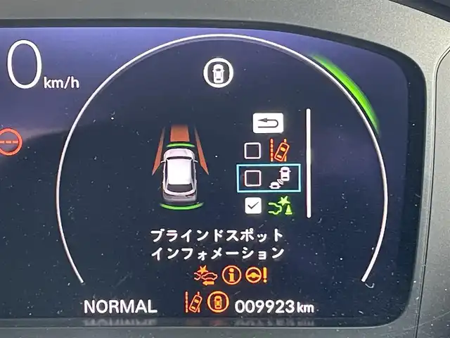 ホンダ ＺＲ－Ｖ ハイブリッド e:HEV Z 東京都 2022(令4)年 1万km ワイン 純正ナビ　/前後ドラレコ　/全周囲カメラ　/ＥＴＣ２．０　/純正マット　/シートヒーター　/パワーシート　/電動リアゲート　/ＯＰＴフォグ　/純正ヘッドライト　/追従型クルコン　/全周囲カメラ/衝突軽減ブレーキ/横滑り防止装置/レーンアシスト/盗難防止装置