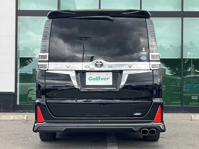 トヨタ ヴォクシー ZS 煌 和歌山県 2019(平31)年 6.9万km ブラック モデリスタエアロ/モデリスタシグネチャーイルミブレード/純正１０インチナビ/バックカメラ/フルセグTV/純正12.1型フリップダウンモニター/純正前後ドライブレコーダー/プリクラッシュセーフティー/クルーズコントロール/社外グリル/車高調/後席サンシェード/LEDヘッドライト/オートライト/オートマチックハイビーム