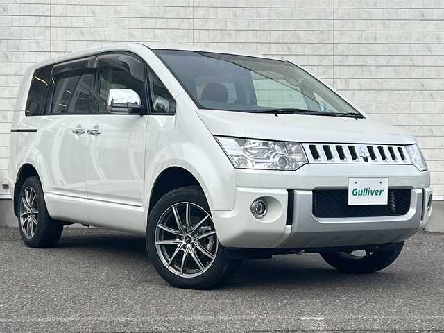 三菱 デリカＤ：５ G－Premium 福島県 2013(平25)年 7.3万km ウォームホワイトパール 4WD 純正ナビ ワンセグTV Bluetooth 両側パワースライドドア バックサイドフロントカメラ ETC パワーバックドア オートクルーズ シートヒーター ロックフォードサウンド パワーシート パドルシフト HIDヘッドライト フォグランプ