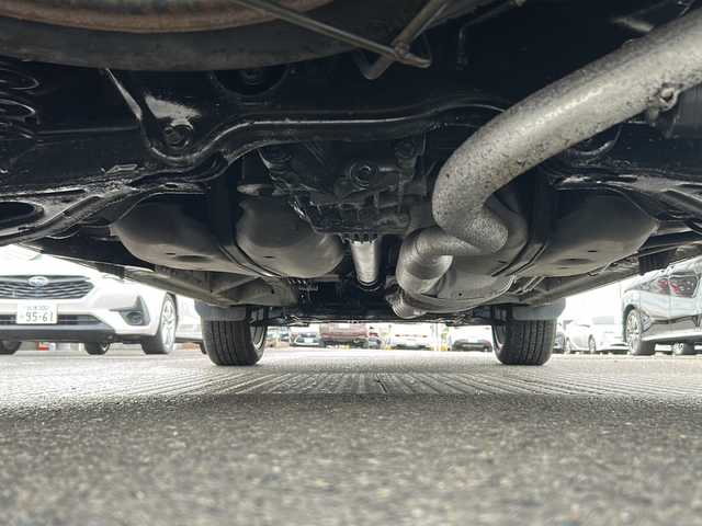 三菱 デリカＤ：５ G－Premium 福島県 2013(平25)年 7.3万km ウォームホワイトパール 4WD 純正ナビ ワンセグTV Bluetooth 両側パワースライドドア バックサイドフロントカメラ ETC パワーバックドア オートクルーズ シートヒーター ロックフォードサウンド パワーシート パドルシフト HIDヘッドライト フォグランプ