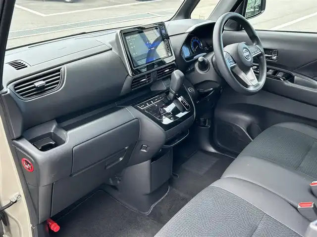 日産 ルークス ハイウェイスター X 愛媛県 2024(令6)年 0.9万km フローズンバニラパール/アッシュブラウンM 純正9型ナビ/全周囲カメラ/両側電動スライドドア/左側ハンズフリースライド/インテリジェントルームミラー/セーフティシールド/衝突被害軽減装置/車線逸脱防止装置/クリアランスソナー/リアサーキュレーター/後席サンシェイド/LEDヘッドライト/アイドリングストップ/ステアリングリモコン/電格ミラー/ヘッドライトレベライザー/シガーソケット/現状サマー(純正AW)(155/65/R14)/BRIDGESTONE EcoPia/禁煙車