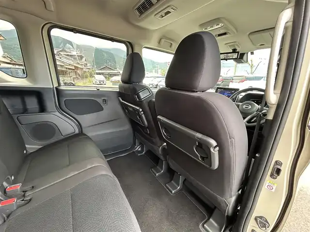 日産 ルークス ハイウェイスター X 愛媛県 2024(令6)年 0.9万km フローズンバニラパール/アッシュブラウンM 純正9型ナビ/全周囲カメラ/両側電動スライドドア/左側ハンズフリースライド/インテリジェントルームミラー/セーフティシールド/衝突被害軽減装置/車線逸脱防止装置/クリアランスソナー/リアサーキュレーター/後席サンシェイド/LEDヘッドライト/アイドリングストップ/ステアリングリモコン/電格ミラー/ヘッドライトレベライザー/シガーソケット/現状サマー(純正AW)(155/65/R14)/BRIDGESTONE EcoPia/禁煙車