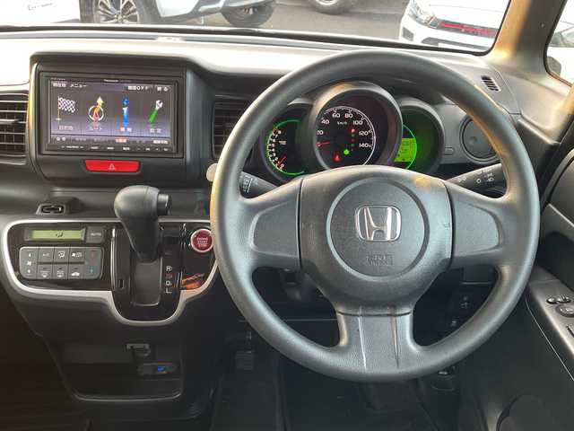 ホンダ Ｎ ＢＯＸ G 山口県 2016(平28)年 6.1万km プレミアムアイボリーP スマートキー×2/社外ナビ【CN-E205D】/ワンセグTV/CD/USB/AUX/フロアマット/ドアバイザー/ETC/電動格納ミラー/ヘッドライトレベライザー/運転席ハイトアジャスター/バニティーミラー/保証書/取扱説明書