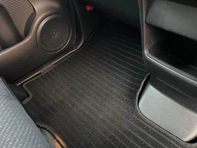 ホンダ Ｎ ＢＯＸ G 山口県 2016(平28)年 6.1万km プレミアムアイボリーP スマートキー×2/社外ナビ【CN-E205D】/ワンセグTV/CD/USB/AUX/フロアマット/ドアバイザー/ETC/電動格納ミラー/ヘッドライトレベライザー/運転席ハイトアジャスター/バニティーミラー/保証書/取扱説明書