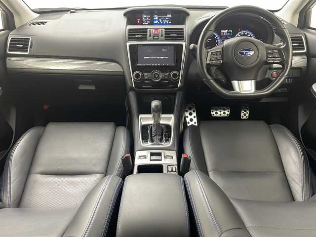 スバル レヴォーグ 1．6GT－S アイサイト 道央・札幌 2014(平26)年 5.3万km クリスタルホワイトP ・４WD/・寒冷地仕様/・アイサイト/・社外ナビ（CD/DVD/BT/フルセグTV）/・バックカメラ/・レザーシート/・シートヒーター（前席）/・パワーシート（前席）/・パドルシフト/・アイドリングストップ/・横滑り防止/・ETC/・ＬＥＤヘッドライト/・スマートキー/・純正フロアマット