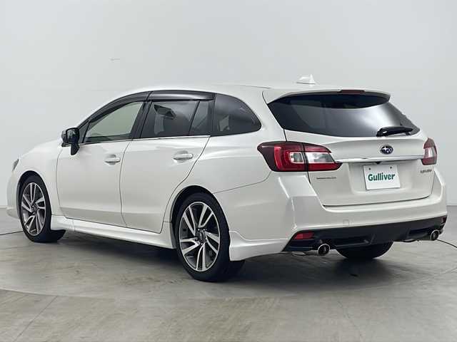 スバル レヴォーグ 1．6GT－S アイサイト 道央・札幌 2014(平26)年 5.3万km クリスタルホワイトP ・４WD/・寒冷地仕様/・アイサイト/・社外ナビ（CD/DVD/BT/フルセグTV）/・バックカメラ/・レザーシート/・シートヒーター（前席）/・パワーシート（前席）/・パドルシフト/・アイドリングストップ/・横滑り防止/・ETC/・ＬＥＤヘッドライト/・スマートキー/・純正フロアマット