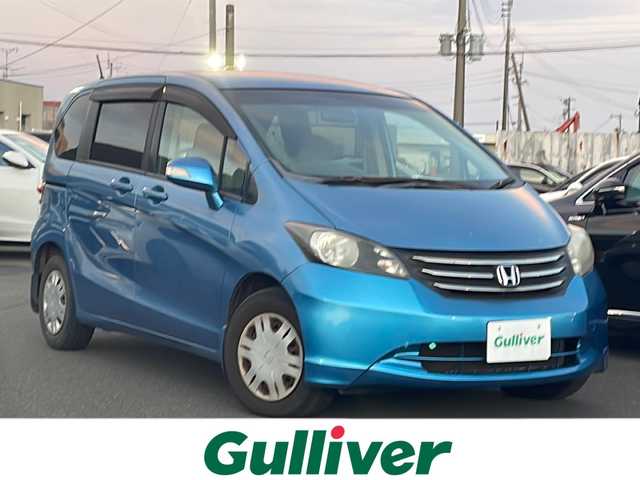 ホンダ フリード G ジャストセレクション 鹿児島県 2011(平23)年 18.5万km アオゾラブルーメタリック ギャザズHDDナビ/バックカメラ/片側パワースライドドア/ETC/HIDヘッドライト/オートエアコン/リモコンキー/純正フロアマット/ウインカーミラー/ドアバイザー