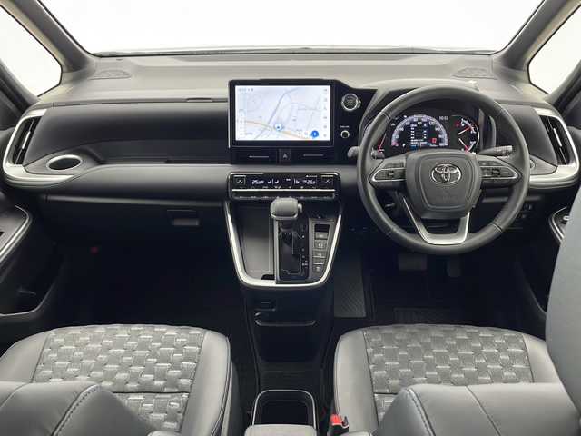 トヨタ ヴォクシー S－Z 千葉県 2023(令5)年 1.1万km アティチュードブラックマイカ 快適利便パッケージhigh/電動リアゲート/2列目オットマン/1/2列目シートヒーター/純正10.5インチディスプレイオーディオ/DVD CD BT フルセグTV/ステアリングスイッチ/ＥＴＣ２．０/ハーフレザーシート/衝突軽減ブレーキ/レーダークルーズコントロール/レーンキープアシスト/前後コーナーセンサー/オートライトハイビーム/LEDヘッドライト/純正フロアマット/純正アルミホイール/スマートキー/プッシュスタート