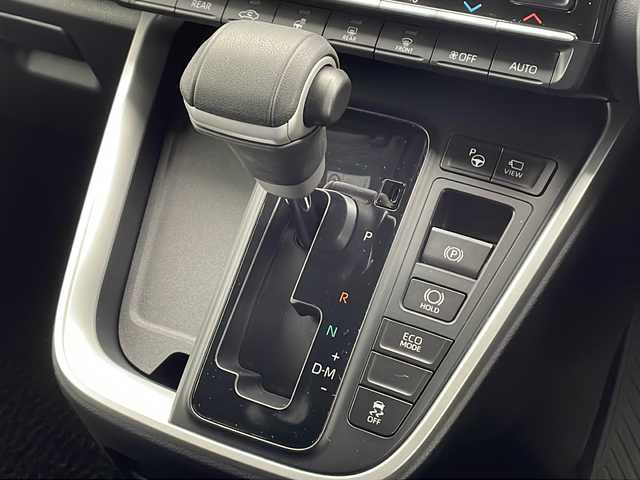 トヨタ ヴォクシー S－Z 千葉県 2023(令5)年 1.1万km アティチュードブラックマイカ 快適利便パッケージhigh/電動リアゲート/2列目オットマン/1/2列目シートヒーター/純正10.5インチディスプレイオーディオ/DVD CD BT フルセグTV/ステアリングスイッチ/ＥＴＣ２．０/ハーフレザーシート/衝突軽減ブレーキ/レーダークルーズコントロール/レーンキープアシスト/前後コーナーセンサー/オートライトハイビーム/LEDヘッドライト/純正フロアマット/純正アルミホイール/スマートキー/プッシュスタート