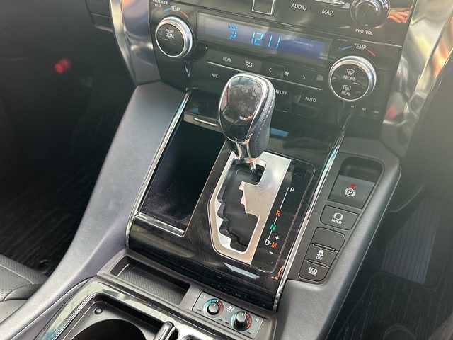 トヨタ アルファード S Cパッケージ 広島県 2020(令2)年 5.9万km ブラック 禁煙/ツインムーンルーフ/セーフティセンス/・プリクラッシュセーフティ/・LTA/LDA/RSA/・先行車発進告知/・オートマチックハイビーム/BSM/RCTA/クリアランスソナー/JBLプレミアムサウンド/純正メーカーナビ/・Bluetooth/CD/DVD/HDMI/フルセグ/パノラミックビューモニター/純正フリップダウンモニター/デジタルインナーミラー/3眼LEDヘッドライト/オートライト/フォグランプ/前ドライブレコーダー（DRT-H68A）/ビルトインETC2.0/合皮シート/シートヒーター/シートベンチレーション/パワーシート/メモリシート/ウッドコンビステアリング/ステアリングスイッチ/ステアリングヒーター/パワーバックドア/スマートキー/プッシュスタート/スペアキー/純正18インチアルミホイール/スペアタイヤ