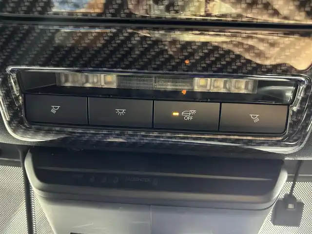 マツダ マツダ３ファストバック 大阪府 2019(令1)年 1.6万km スノーフレイクホワイトパールマイカ 純正ナビ　/３６０°カメラ　/レーダークルーズ　/衝突軽減ブレーキ　/レーンアシスト　/フルセグＴＶ　/ブラインドスポットモニター　/クリアランスソナー　/ＬＥＤヘッドライト　/スマートキー　/ＨＤＭＩ　/ＵＳＢ　/ＥＴＣ