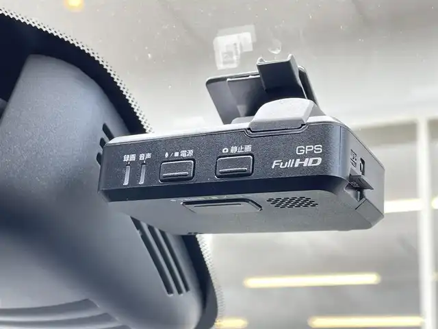 日産 セレナ ハイウェイスター Vセレクション 青森県 2017(平29)年 9.8万km ホワイト ・４WD/・純正9インチメモリナビ（MM517D-L）/・CD/DVD/SD/BT/フルセグTV/・フリップダウンモニター/・プロパイロット/・デジタル ルームミラー/・両側パワースライドドア /・電動パーキングブレーキ/・オートブレーキホールド/・ステアリングスイッチ/・シートヒーター/・LEDヘッドライト/・アイドリングストップ/・ドアバイザー/・ETC/・横滑り防止装置/・純正15インチホイール付きサマータイヤ積