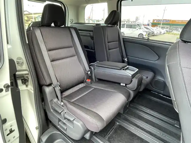 日産 セレナ ハイウェイスター Vセレクション 青森県 2017(平29)年 9.8万km ホワイト ・４WD/・純正9インチメモリナビ（MM517D-L）/・CD/DVD/SD/BT/フルセグTV/・フリップダウンモニター/・プロパイロット/・デジタル ルームミラー/・両側パワースライドドア /・電動パーキングブレーキ/・オートブレーキホールド/・ステアリングスイッチ/・シートヒーター/・LEDヘッドライト/・アイドリングストップ/・ドアバイザー/・ETC/・横滑り防止装置/・純正15インチホイール付きサマータイヤ積