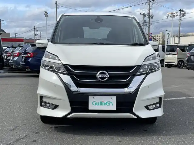 日産 セレナ ハイウェイスター Vセレクション 青森県 2017(平29)年 9.8万km ホワイト ・４WD/・純正9インチメモリナビ（MM517D-L）/・CD/DVD/SD/BT/フルセグTV/・フリップダウンモニター/・プロパイロット/・デジタル ルームミラー/・両側パワースライドドア /・電動パーキングブレーキ/・オートブレーキホールド/・ステアリングスイッチ/・シートヒーター/・LEDヘッドライト/・アイドリングストップ/・ドアバイザー/・ETC/・横滑り防止装置/・純正15インチホイール付きサマータイヤ積