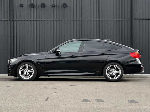 ＢＭＷ ３２０ｉ グランツーリスモ Mスポーツ 福島県 2016(平28)年 4.3万km サファイアブラックP アクティブクルーズコントロール/インテリジェントセーフティ/コンフォートアクセス/レーンキープアシスト/アンビエントライト/メモリー機能付パワーシート/パワーリアゲート/フットオープナー/純正ナビ(BT/USB/AUX/CD/DVD)/バックカメラ/純正18AW/オートライト/ドライブレコーダー(前)/ETC/アイドリングストップ/パドルシフト/ステリングスイッチ/スペアキー