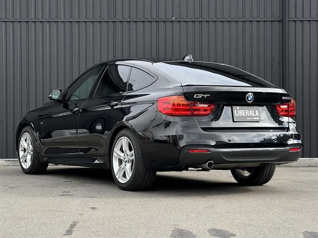 ＢＭＷ ３２０ｉ グランツーリスモ Mスポーツ 福島県 2016(平28)年 4.3万km サファイアブラックP アクティブクルーズコントロール/インテリジェントセーフティ/コンフォートアクセス/レーンキープアシスト/アンビエントライト/メモリー機能付パワーシート/パワーリアゲート/フットオープナー/純正ナビ(BT/USB/AUX/CD/DVD)/バックカメラ/純正18AW/オートライト/ドライブレコーダー(前)/ETC/アイドリングストップ/パドルシフト/ステリングスイッチ/スペアキー